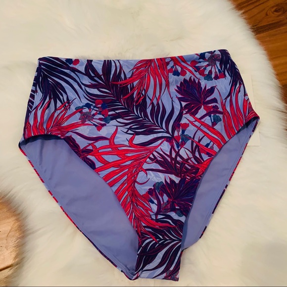 lululemon athletica Other - 🔸 Lululemon deep sea high waist bottom size 10